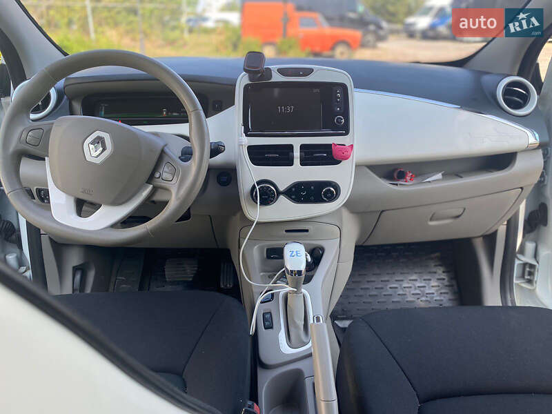 Хэтчбек Renault Zoe 2014 в Ивано-Франковске