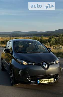 Хэтчбек Renault Zoe 2017 в Самборе