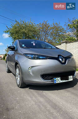 Хэтчбек Renault Zoe 2014 в 