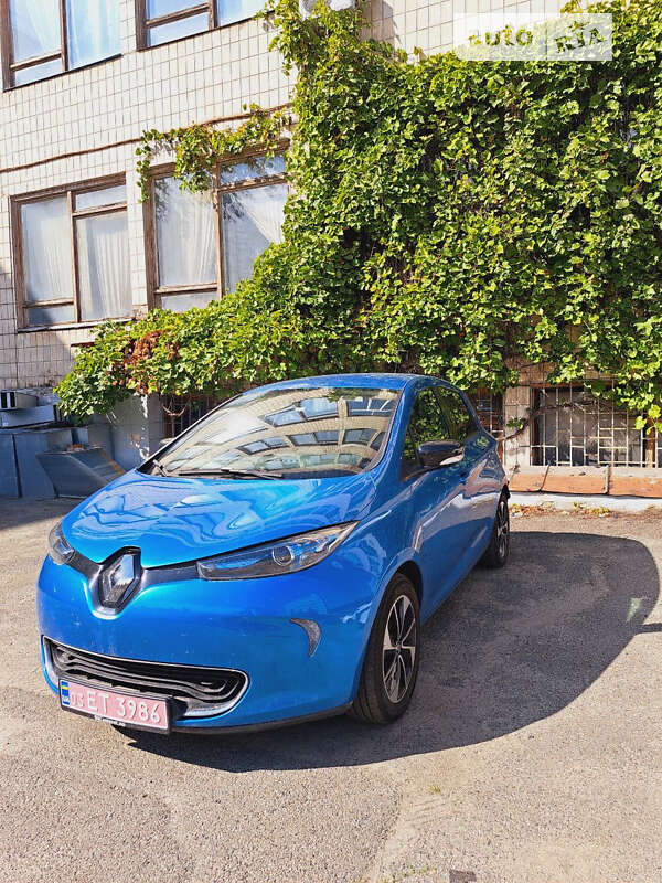 Хетчбек Renault Zoe 2017 в Києві