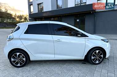 Хетчбек Renault Zoe 2017 в 