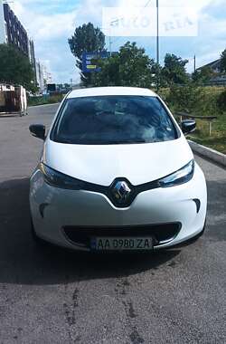 Хетчбек Renault Zoe 2016 в Києві