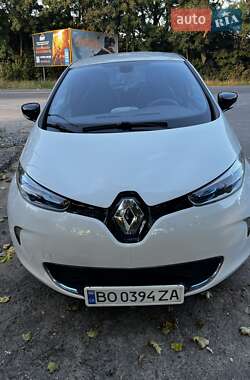 Хэтчбек Renault Zoe 2014 в 