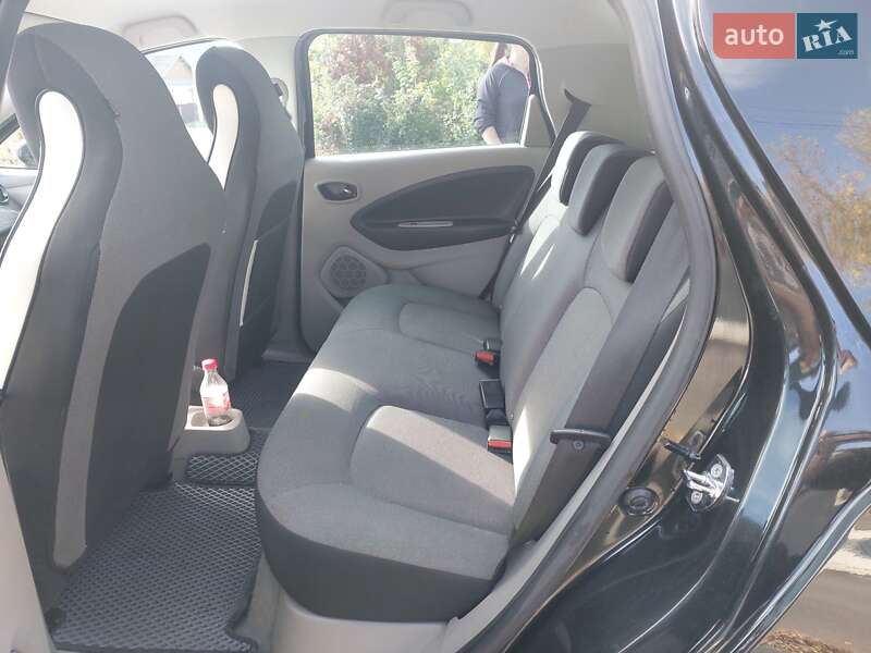 Хэтчбек Renault Zoe 2015 в Житомире