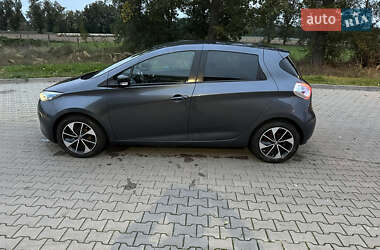 Хэтчбек Renault Zoe 2016 в 
