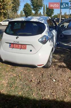Хэтчбек Renault Zoe 2014 в 