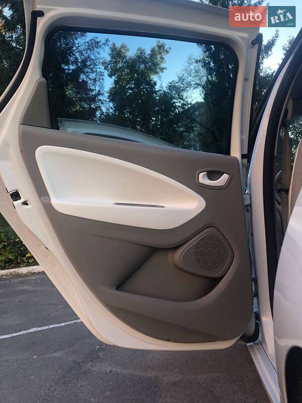 Хетчбек Renault Zoe 2013 в Рівному