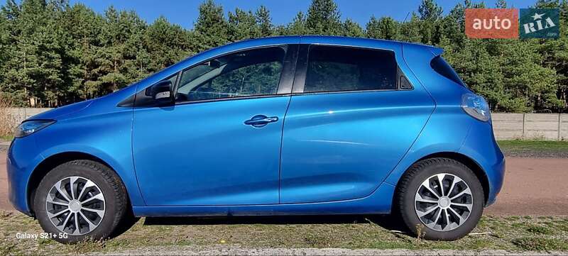 Хэтчбек Renault Zoe 2017 в Киеве