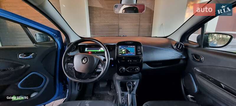 Хэтчбек Renault Zoe 2017 в Киеве
