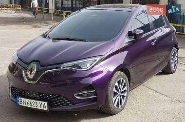 Хэтчбек Renault Zoe 2020 в 