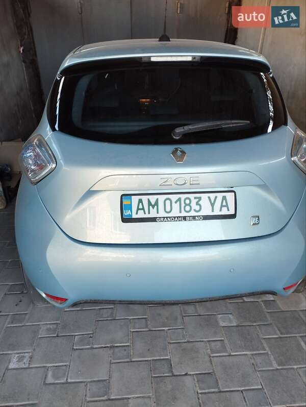 Хэтчбек Renault Zoe 2015 в Фастове фото 2 Хэтчбек Renault Zoe 2015 в Фастове