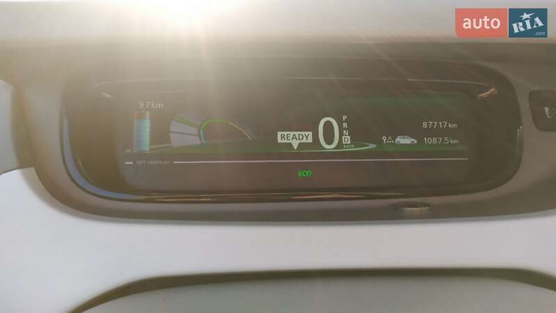 Хэтчбек Renault Zoe 2013 в Золочеве