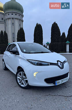 Хэтчбек Renault Zoe 2016 в Дубно