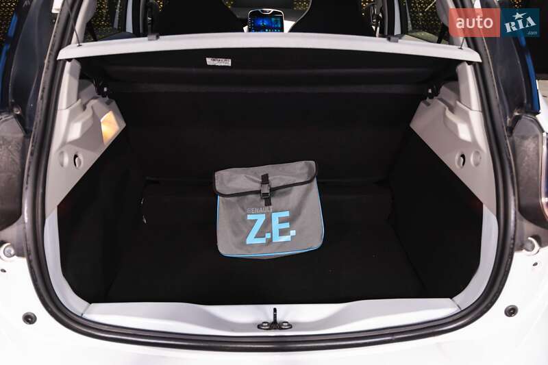 Хэтчбек Renault Zoe 2018 в Луцке