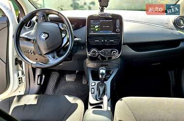 Хэтчбек Renault Zoe 2018 в 