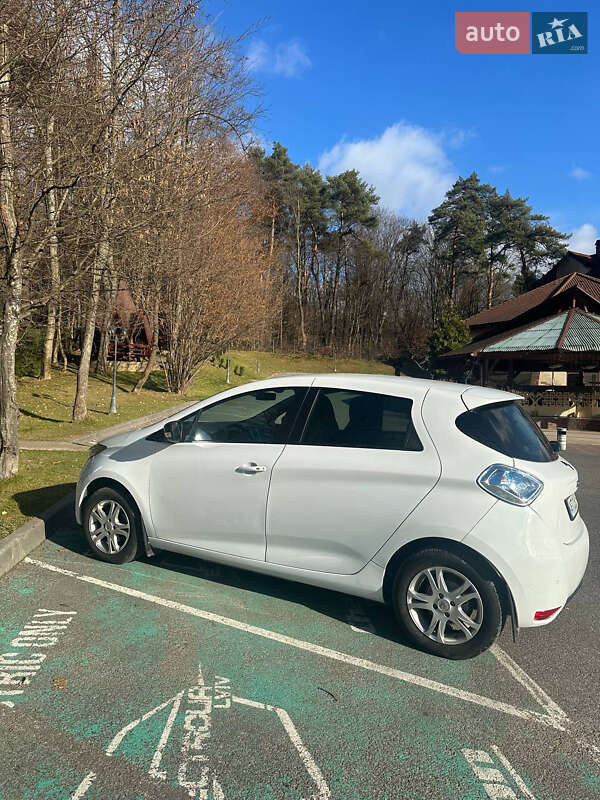 Хетчбек Renault Zoe 2018 в Івано-Франківську