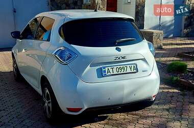 Хэтчбек Renault Zoe 2018 в 
