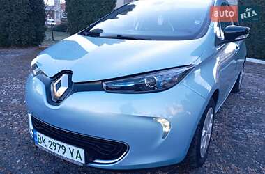 Хетчбек Renault Zoe 2015 в Дубні