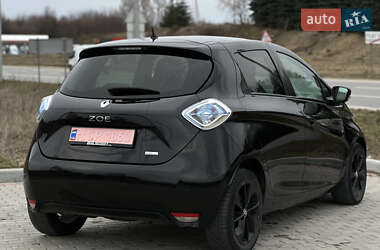 Хэтчбек Renault Zoe 2017 в 