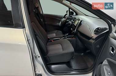 Хэтчбек Renault Zoe 2017 в 
