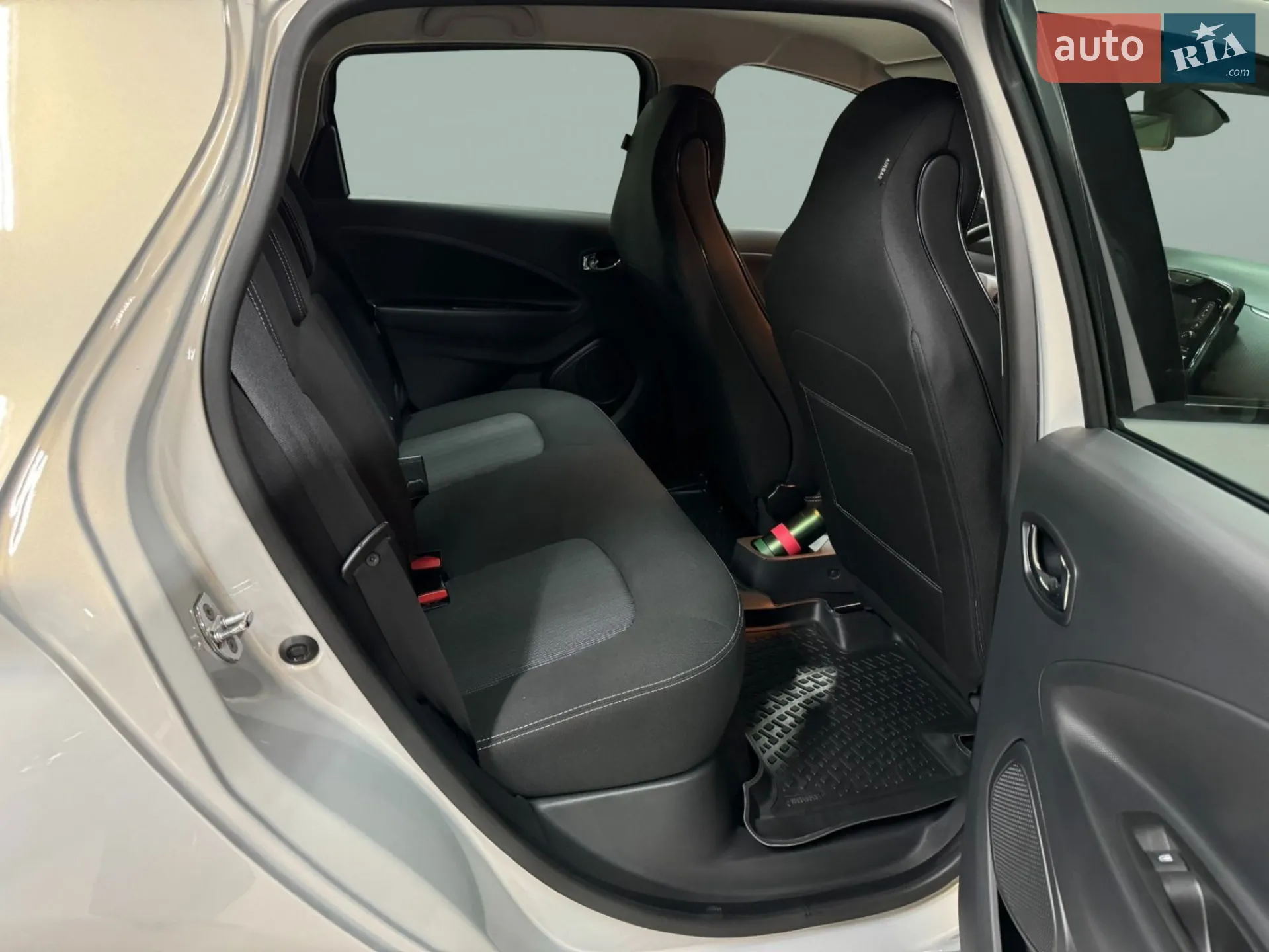 2017 Renault ZOE - мініатюра 11