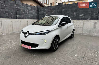 Хэтчбек Renault Zoe 2019 в 