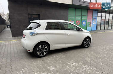 Хэтчбек Renault Zoe 2019 в 