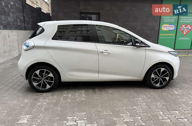 Хэтчбек Renault Zoe 2019 в 