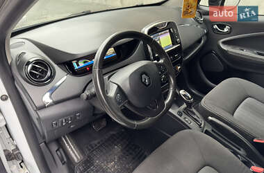 Хэтчбек Renault Zoe 2019 в 