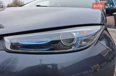 Хэтчбек Renault Zoe 2019 в 