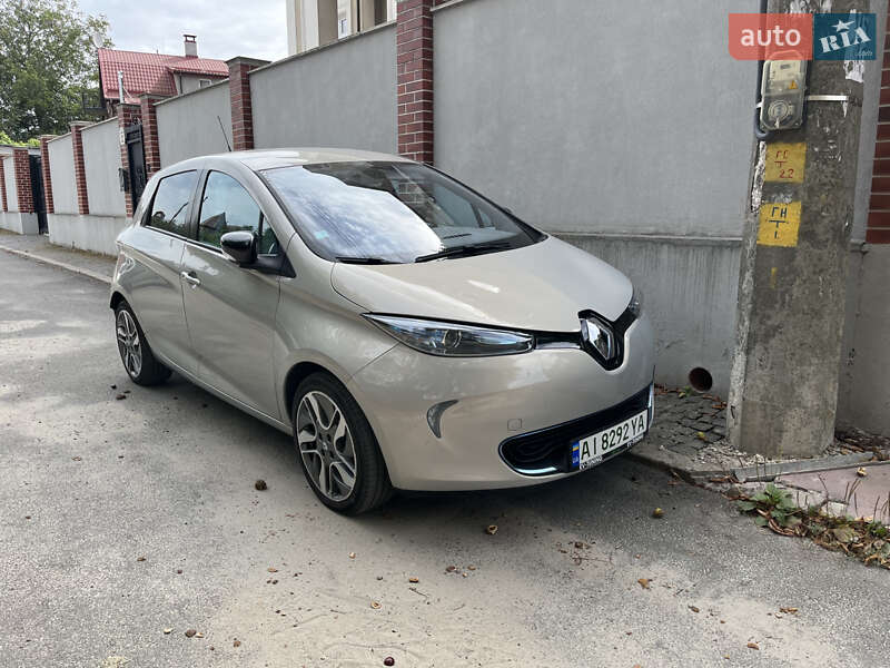 Хэтчбек Renault Zoe 2013 в Борисполе