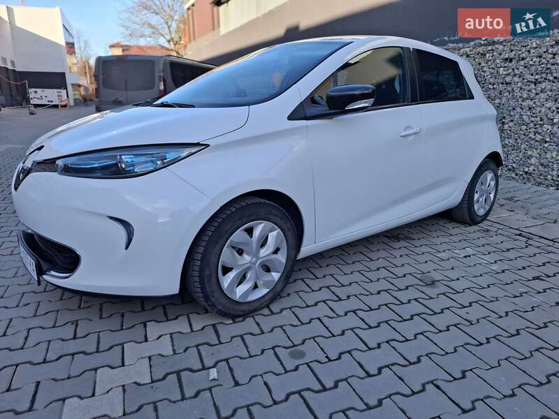 Хэтчбек Renault Zoe 2015 в Черновцах