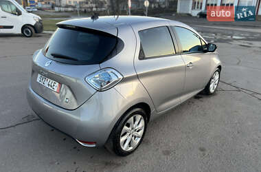 Хетчбек Renault Zoe 2014 в 