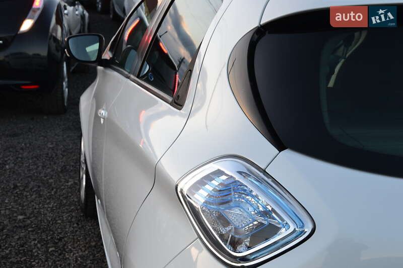 Хетчбек Renault Zoe 2016 в Луцьку