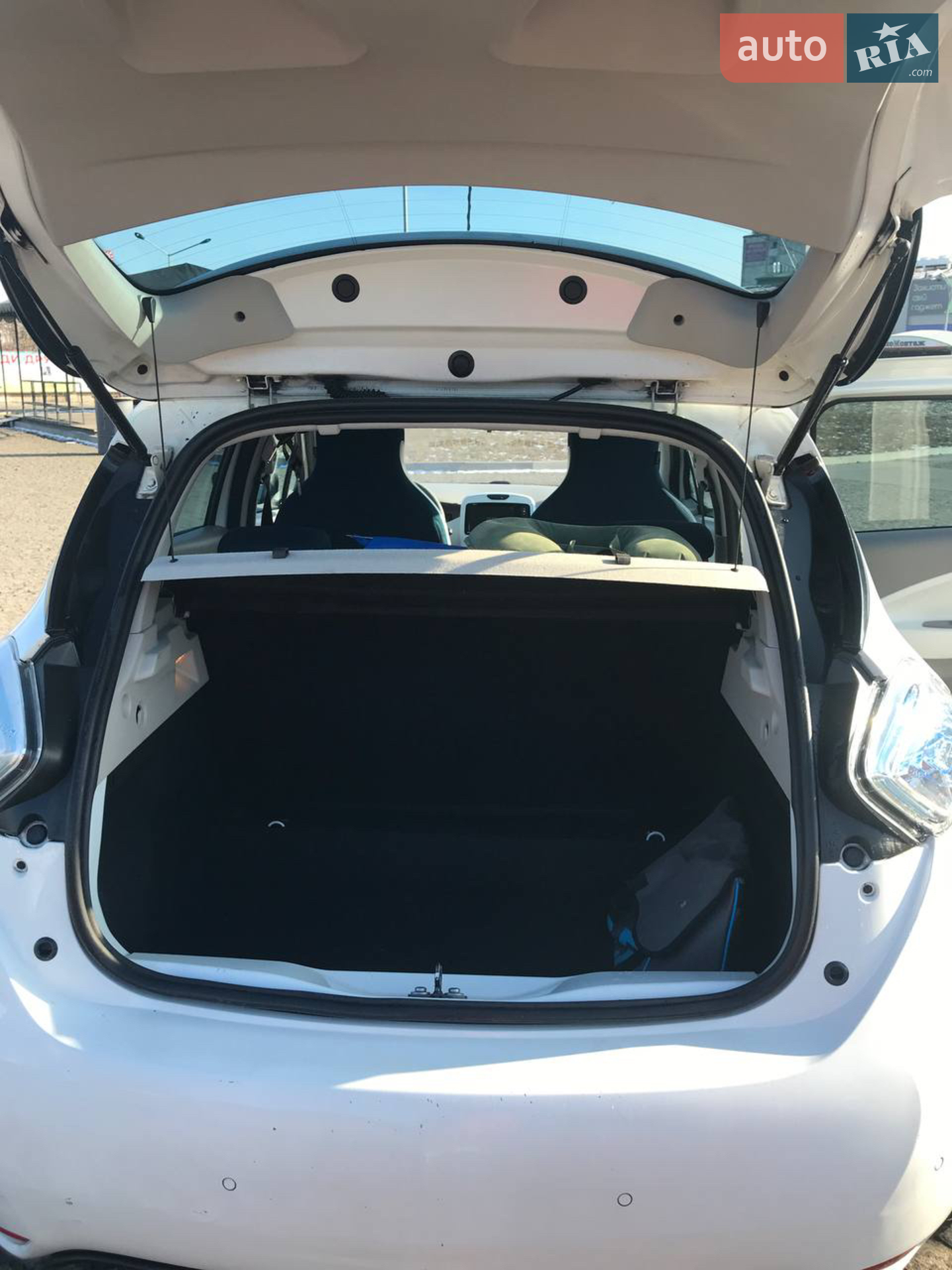 2014 Renault ZOE - мініатюра 8