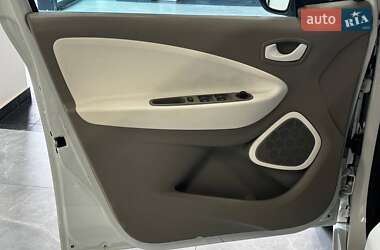 Хэтчбек Renault Zoe 2013 в 