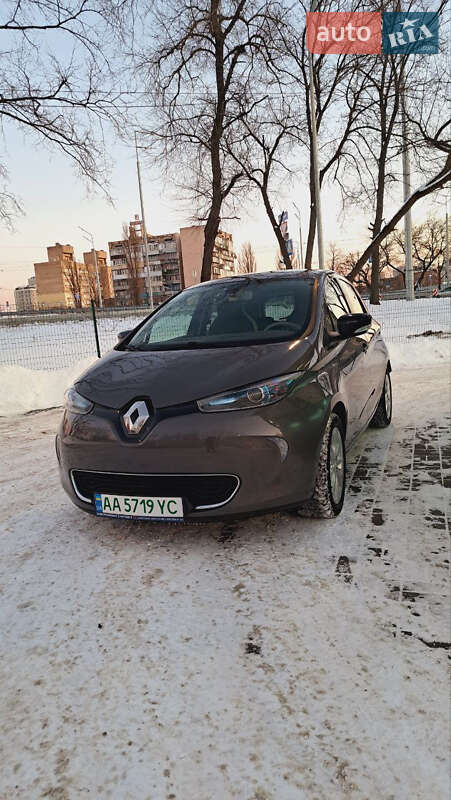 Хэтчбек Renault Zoe 2017 в Киеве