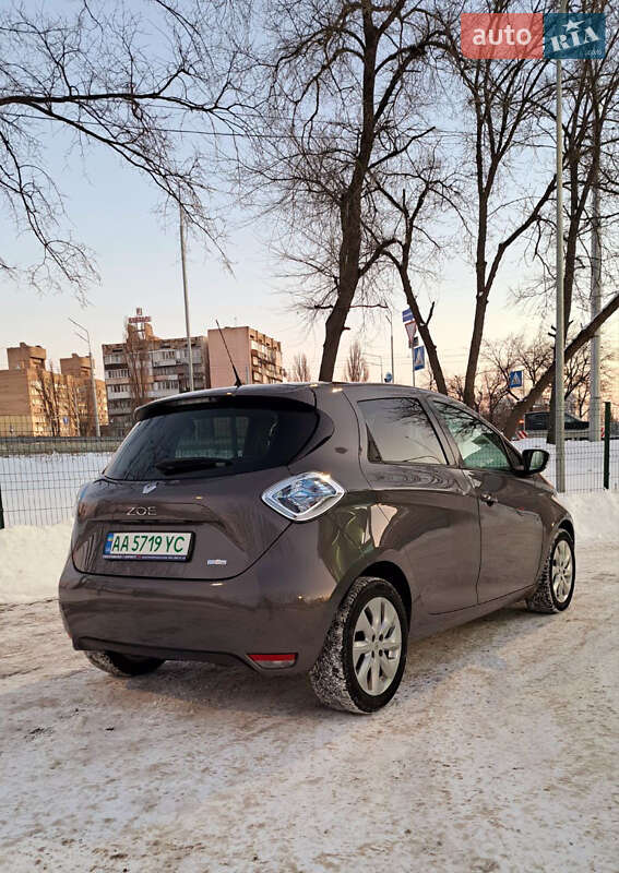 Хэтчбек Renault Zoe 2017 в Киеве