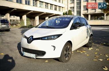 Хэтчбек Renault Zoe 2017 в 