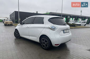 Хэтчбек Renault Zoe 2018 в 