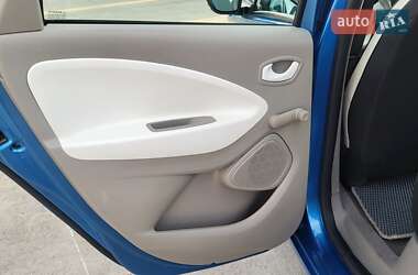 Хэтчбек Renault Zoe 2019 в 