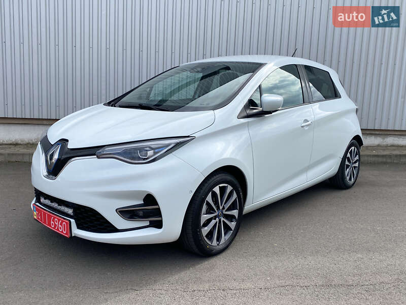 Хэтчбек Renault Zoe 2019 в 
