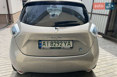 Хэтчбек Renault Zoe 2013 в 