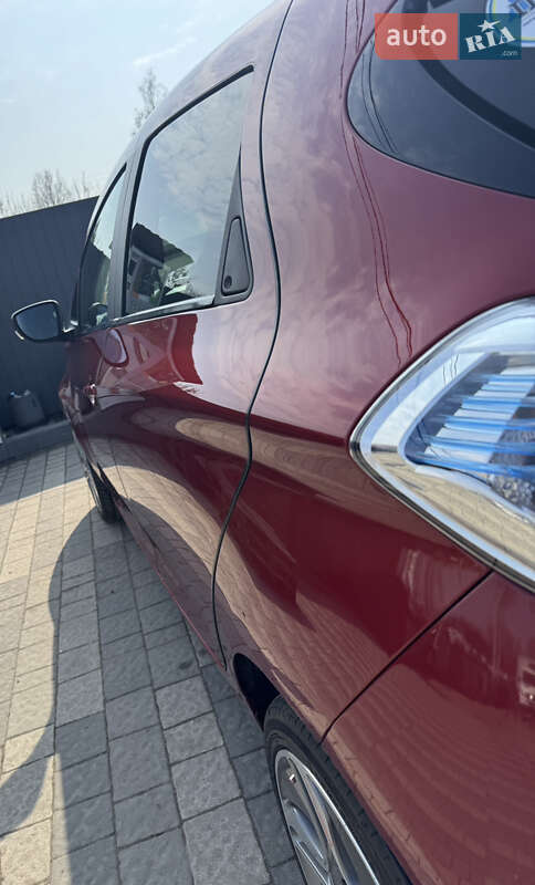 Хэтчбек Renault Zoe 2017 в Львове фото 23 Хэтчбек Renault Zoe 2017 в Львове