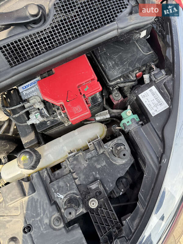 Хэтчбек Renault Zoe 2017 в Львове фото 49 Хэтчбек Renault Zoe 2017 в Львове