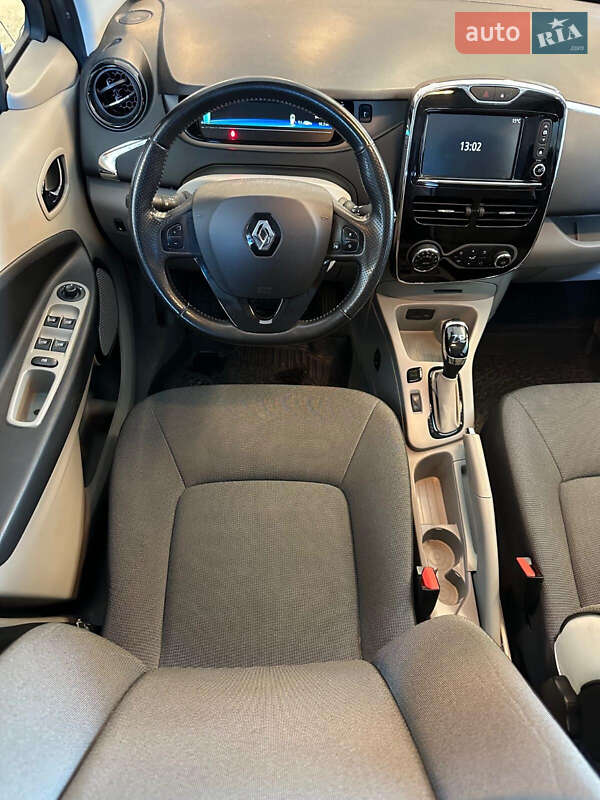 Хэтчбек Renault Zoe 2014 в Киеве