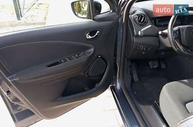 Хэтчбек Renault Zoe 2018 в 