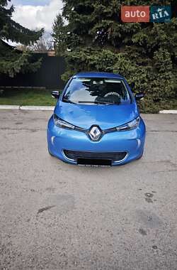 Хэтчбек Renault Zoe 2019 в 