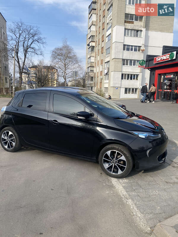 Хэтчбек Renault Zoe 2017 в Трускавце