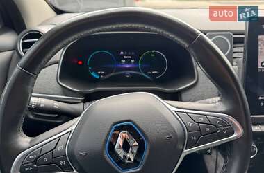 Хэтчбек Renault Zoe 2020 в 